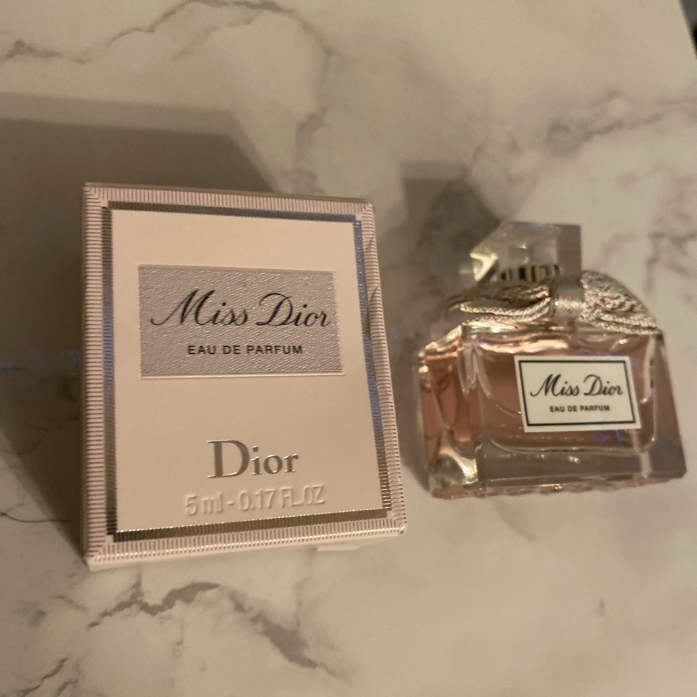 Miss Dior Mini 5ml – Valentine’s Day Gift Perfume 💝